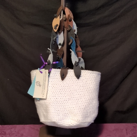 Handmade White Crochet Acrylic Round Tote Multicolor Leather Strap Closure - Picture 5 of 13